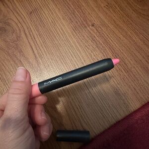 MAC Cosmetics Velvetease Lip Crayon- Tease Me - UNUSED